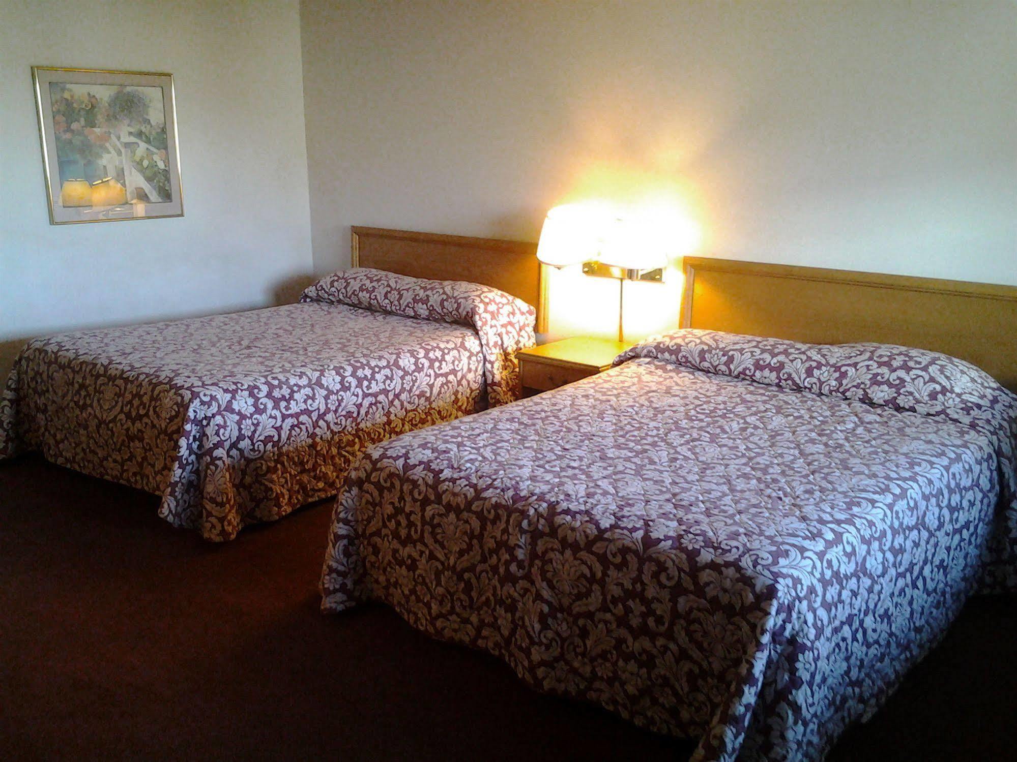Yakima Valley Inn Esterno foto